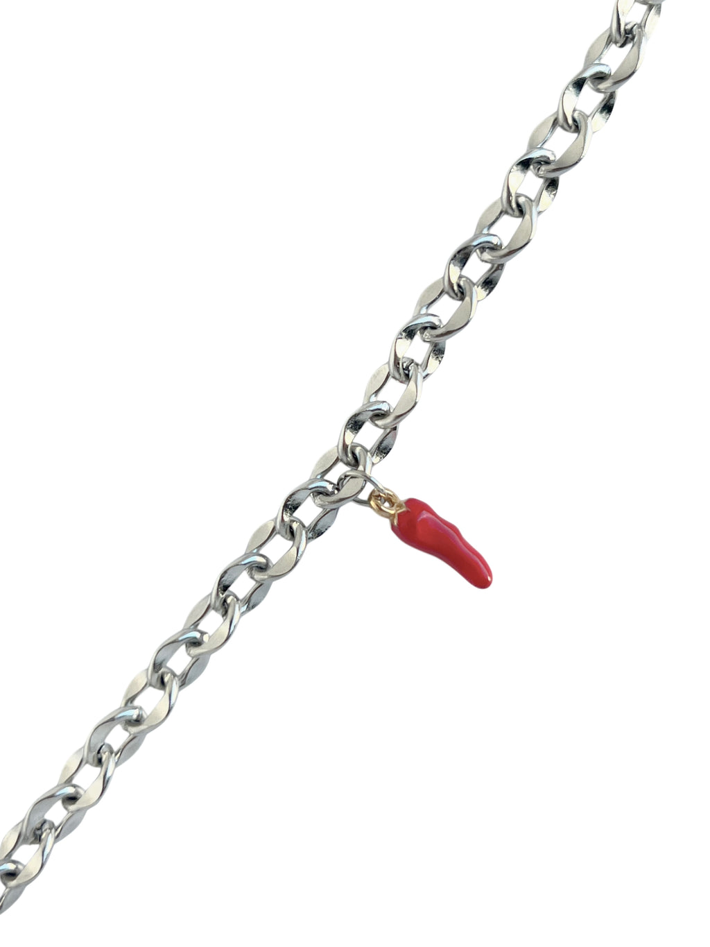 CHAIN WITH A CHILI PEPPER
