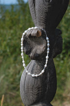 NECKLACE WITH PEARLS OF DIFFERENT SHAPES