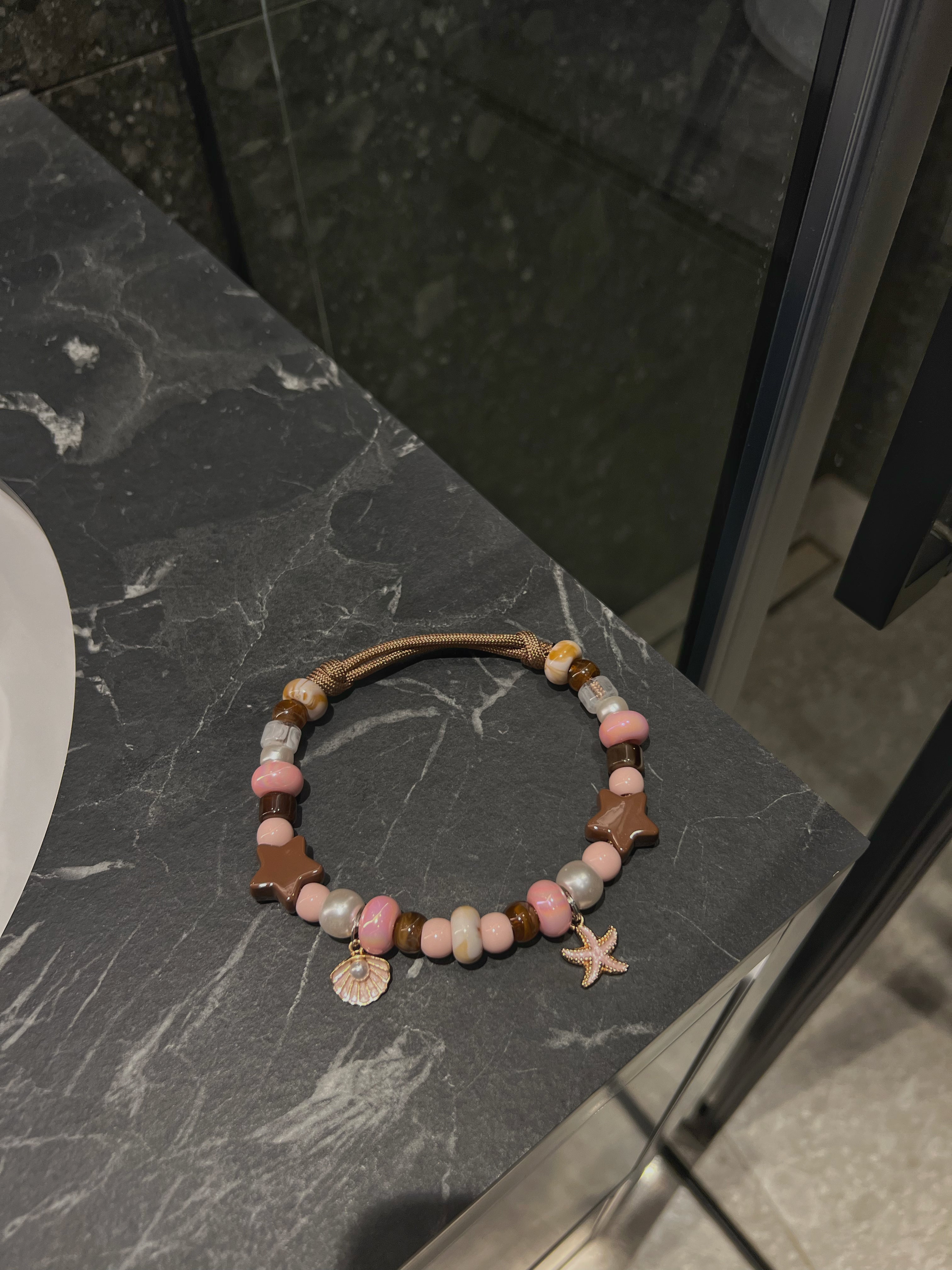 HONEY STAR NECKLACE